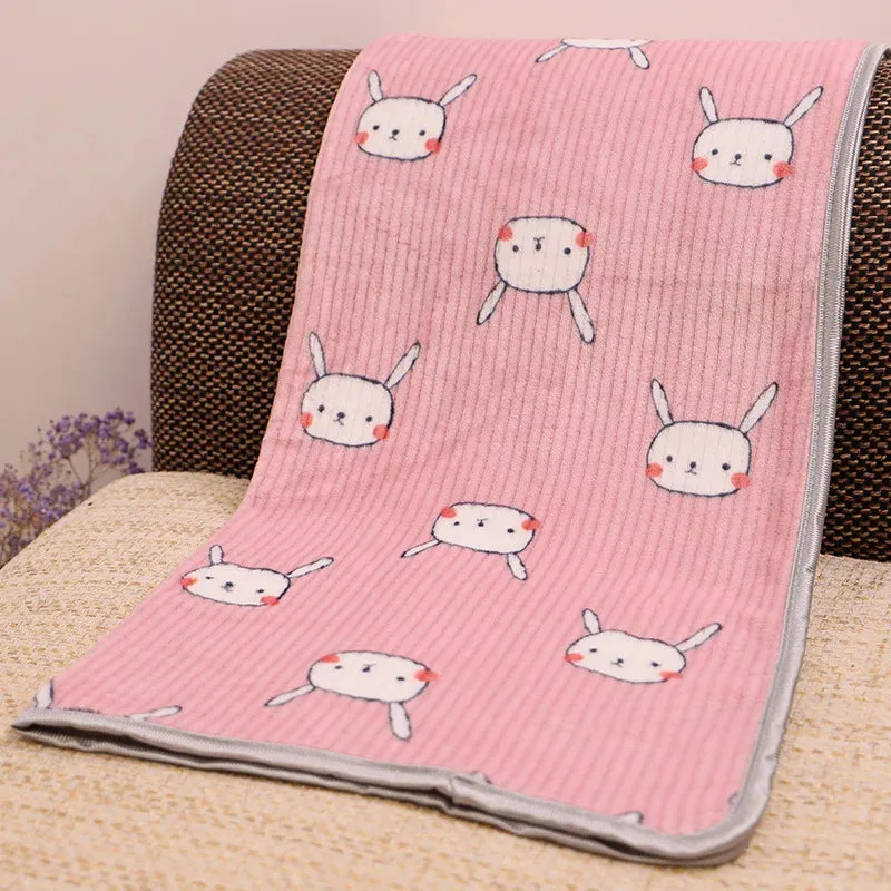 Cozy Flannel Pet Blanket for Dogs and Cats - Winter Warmth with Cartoon Designs