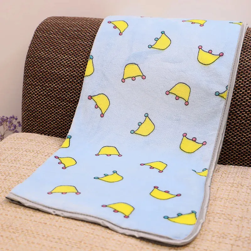 Cozy Flannel Pet Blanket for Dogs and Cats - Winter Warmth with Cartoon Designs