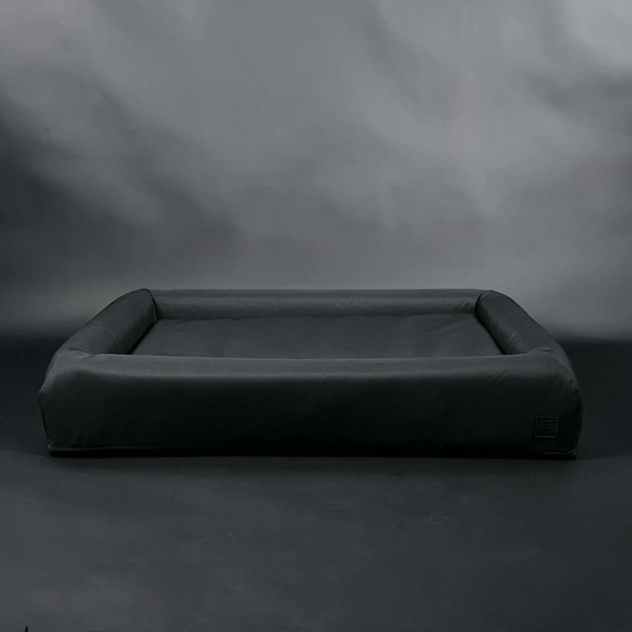 Nomad - Tough Bolster Bed (2-in-1)